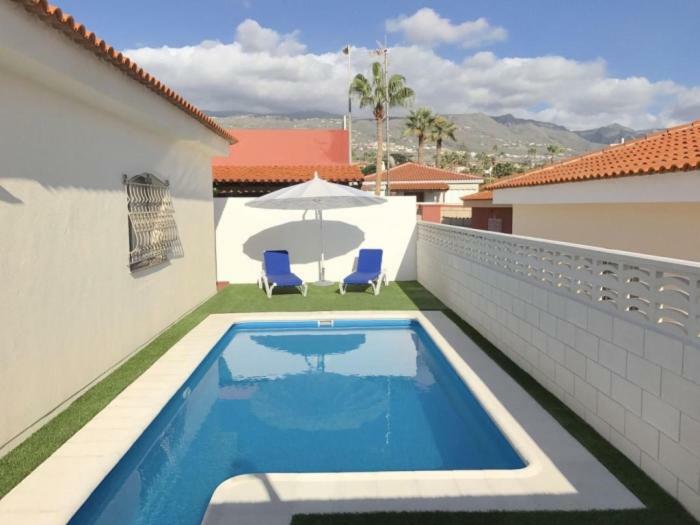 83 Con Piscina Privada Villa